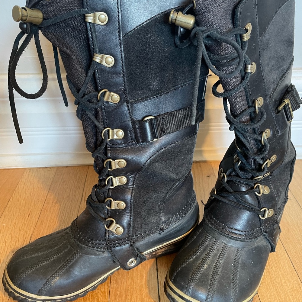 Black Sorel Conquest Carli Rain Boots
